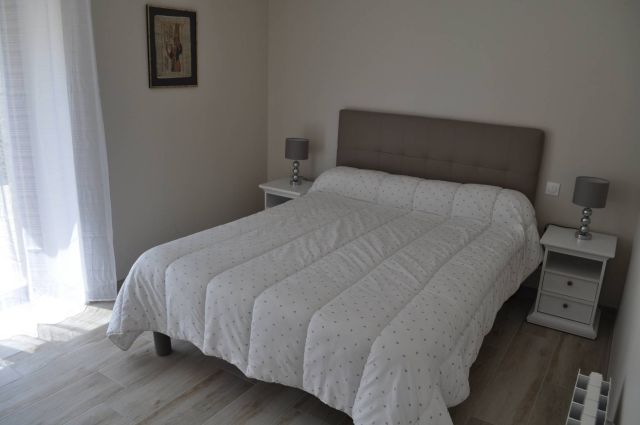 Chambre lit double au rez de chausse